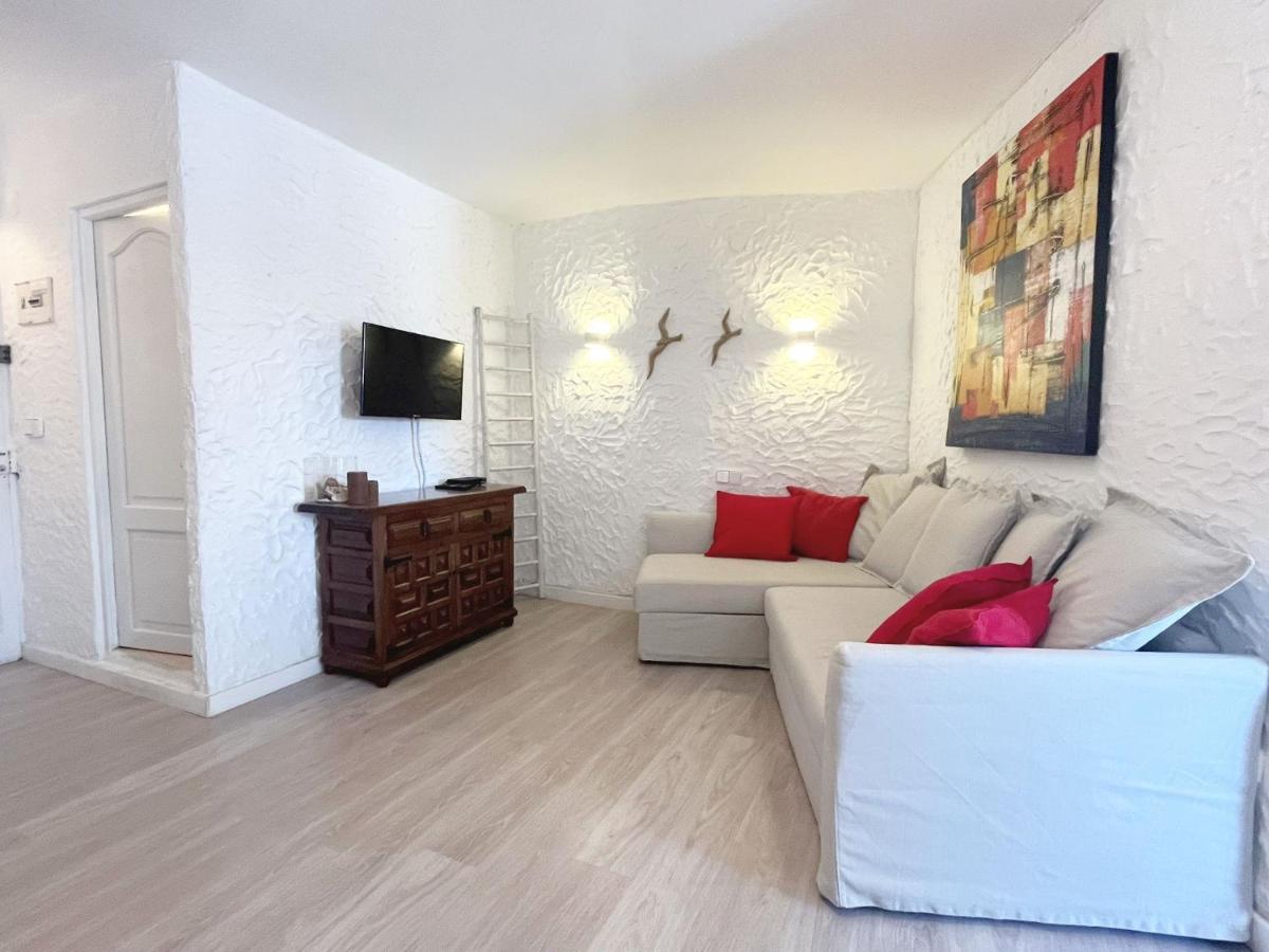 Apartamentos Formentera Cordula 5 Es Pujols Kültér fotó